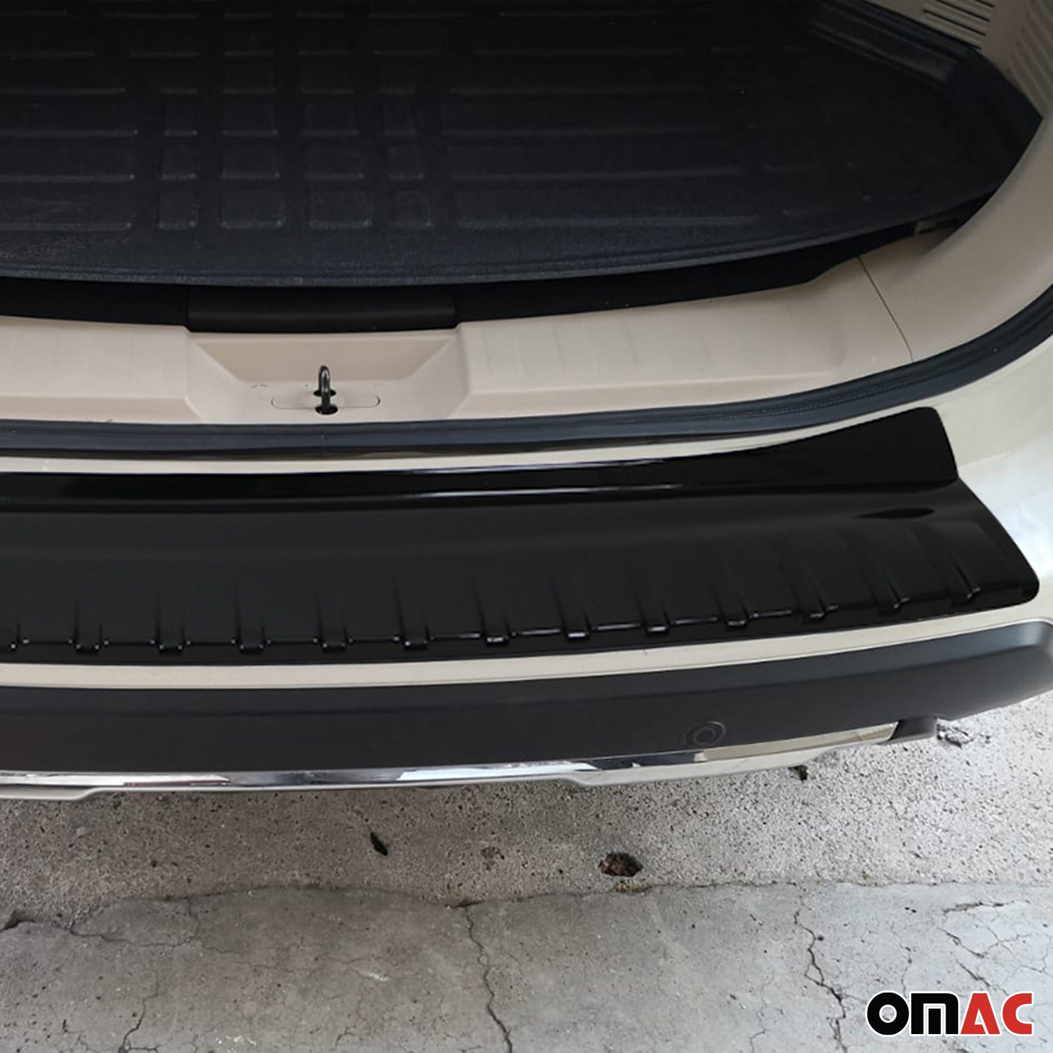 Ladekantenschutz für Nissan X-Trail III T32 2017-2021 FL Acryl glänzend schwarz
