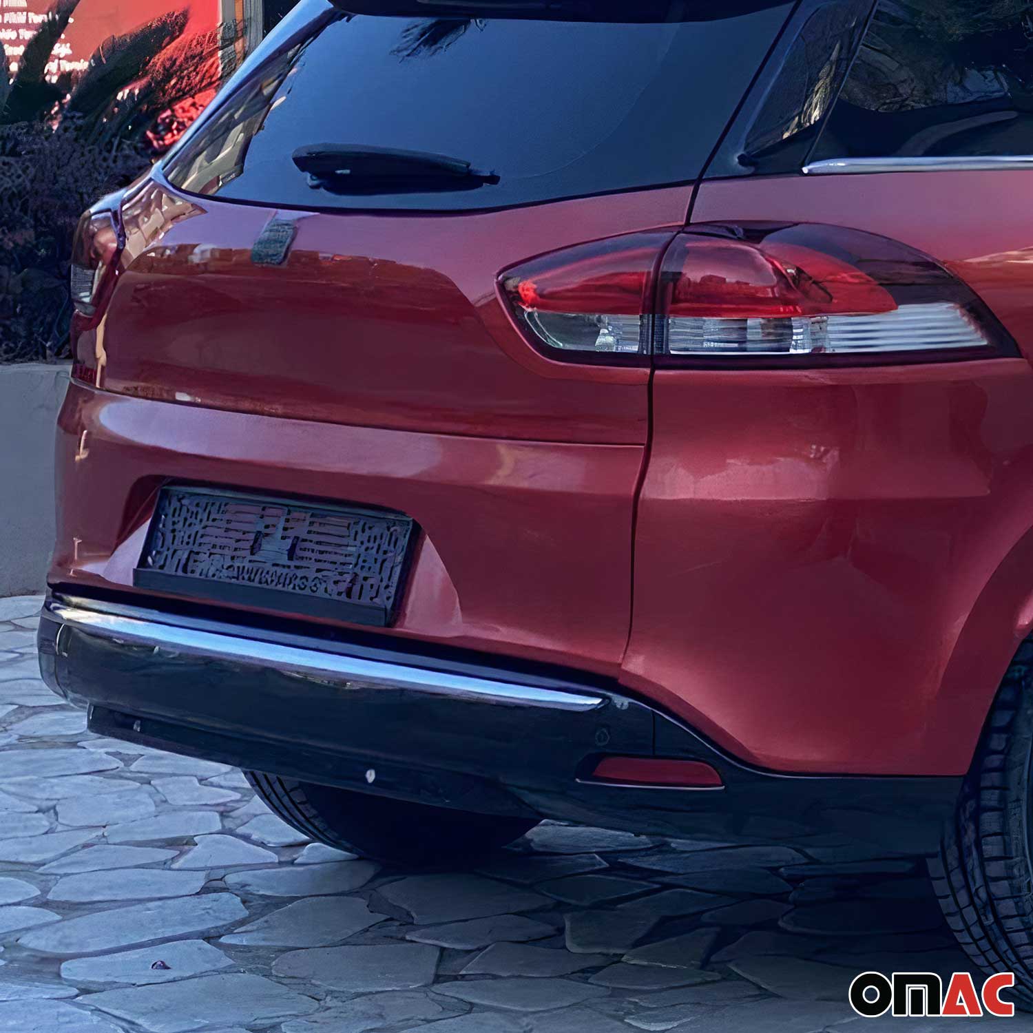 Stoßstangen Heckblende für Renault Clio Grandtour 2012-2019 Edelstahl Chrom 1x