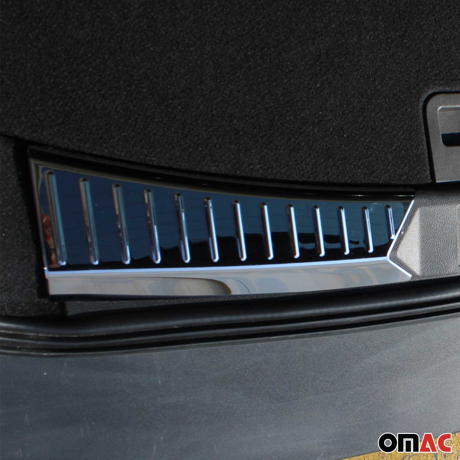 Innen Ladekantenschutz Stoßstange für Ford Kuga 2013-2016 Edelstahl Silber 2tlg