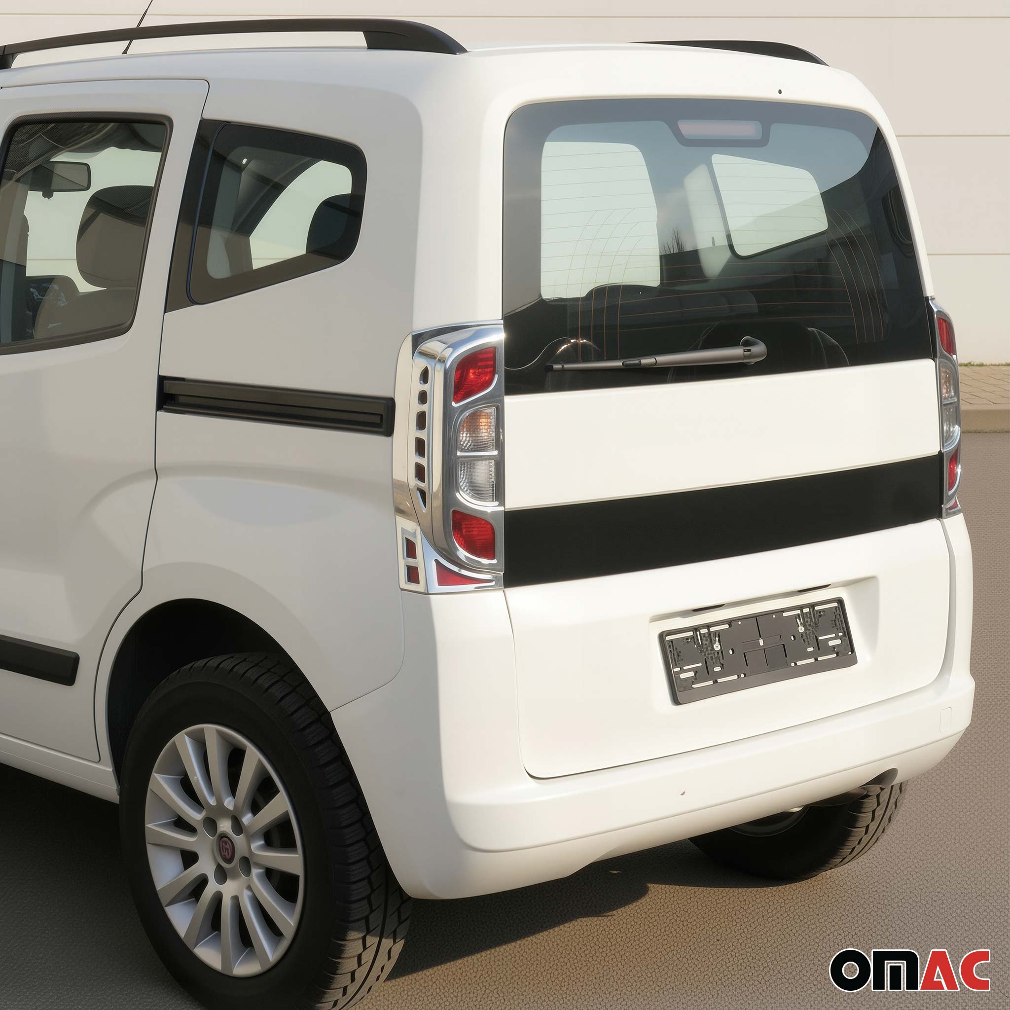 Rücklicht Leisten Heckleuchte für Peugeot Bipper 2008-2017 Chrom ABS Silber 2tlg