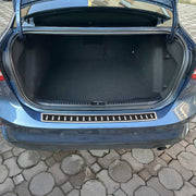 Ladekantenschutz für Ford Focus IV Stufenheck 2018-2025 Edelstahl carbon foliert