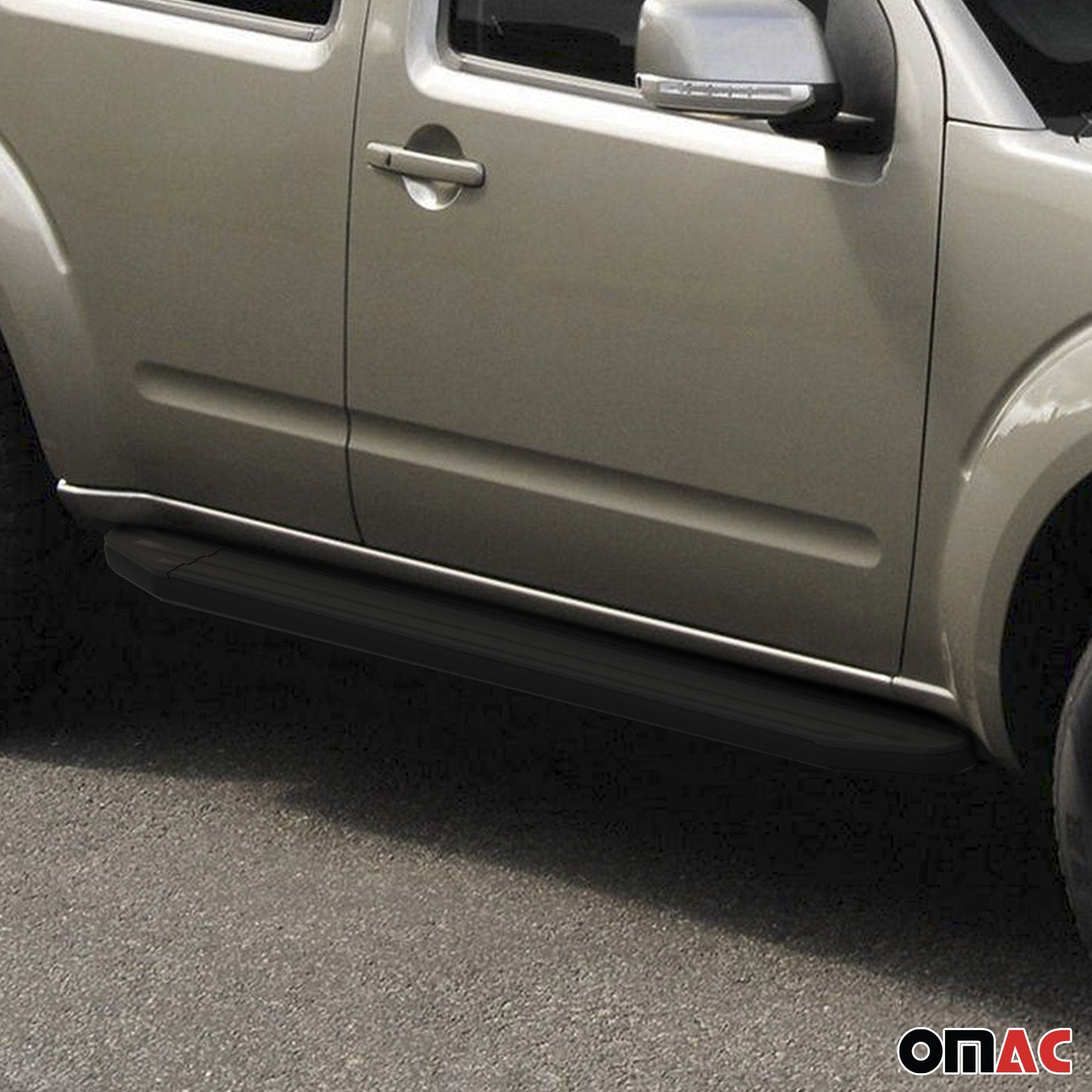 Trittbretter Seitenschweller für Nissan Navara 2005-2015 ABE Schwarz Alu
