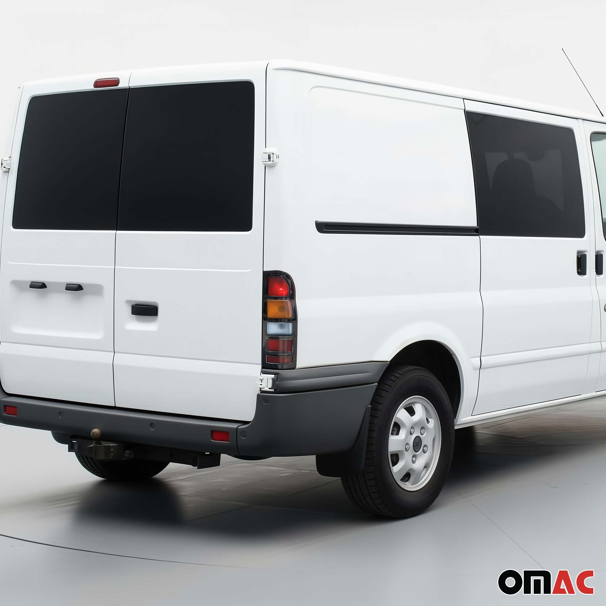 Rückleuchten Heckleuchte für Ford Transit 2000-2013 Dark Edelstahl Chrom 2x