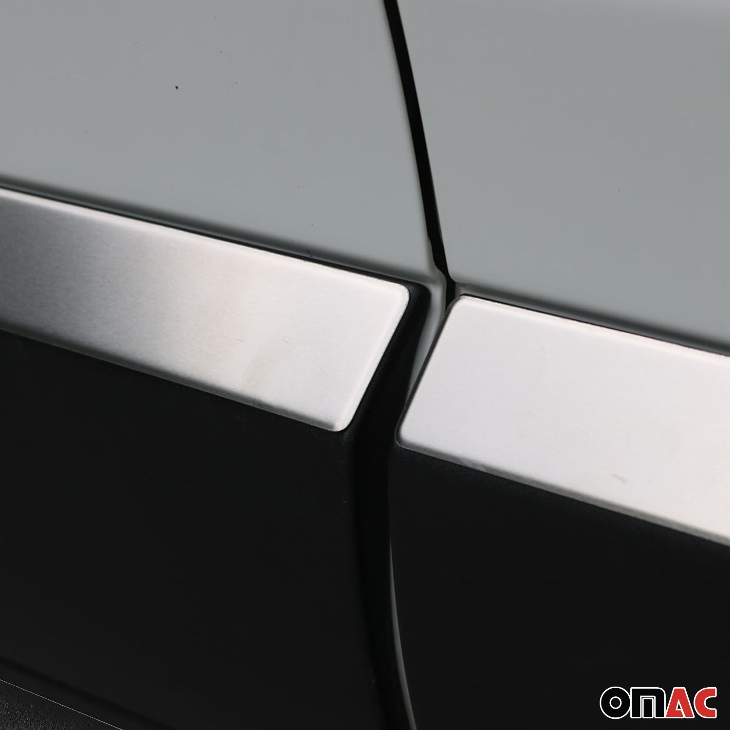 Seitentürleiste Türschutzleiste für Jeep Renegade 2015-2024 Chrom Gebürstet