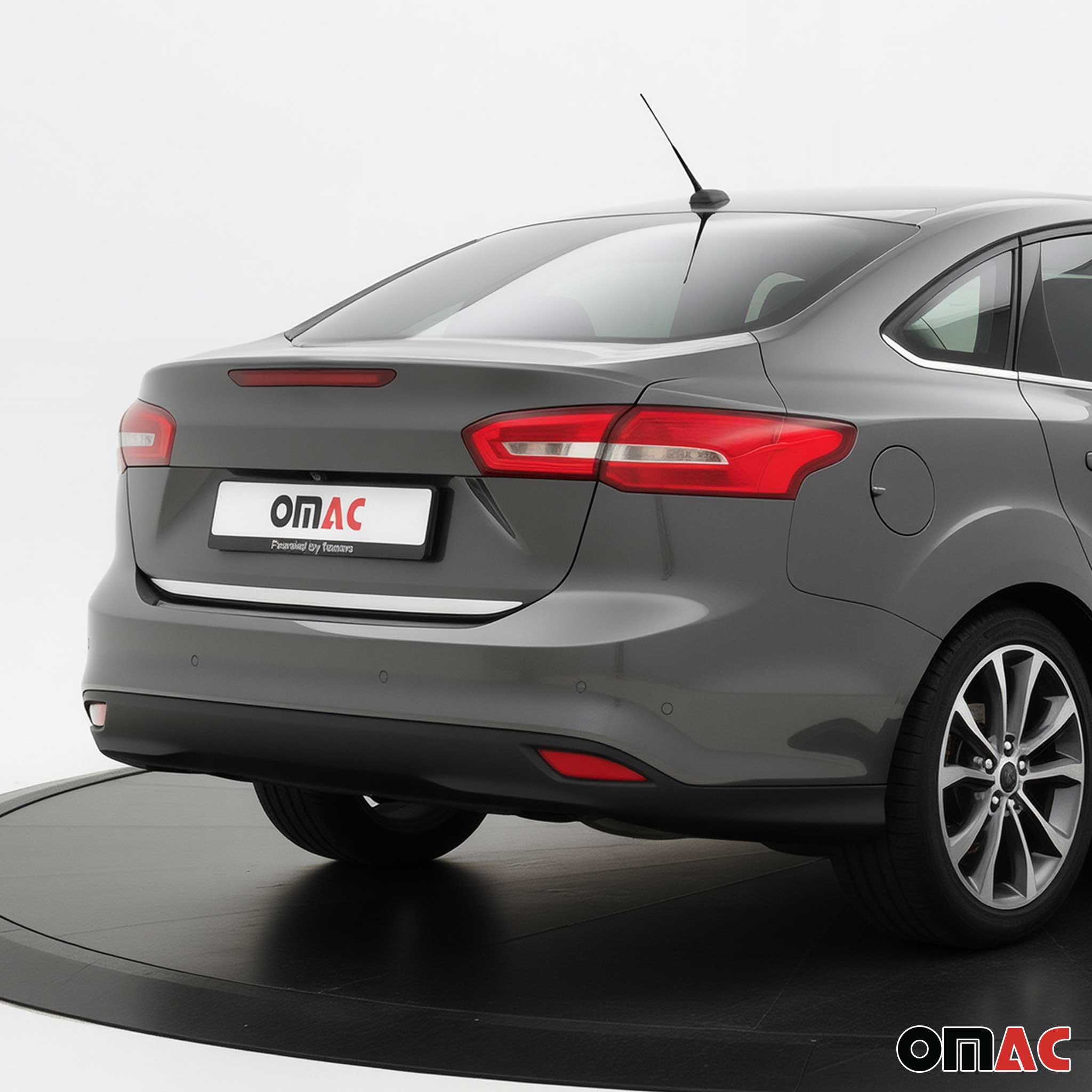 Heckleiste für Ford Focus III ab FL 2015+ Limo Kofferraumleiste Edelstahl Chrom