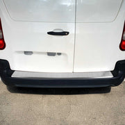 Ladekantenschutz für Peugeot Rifter Partner / Citroen Berlingo 2018-26 gebürstet