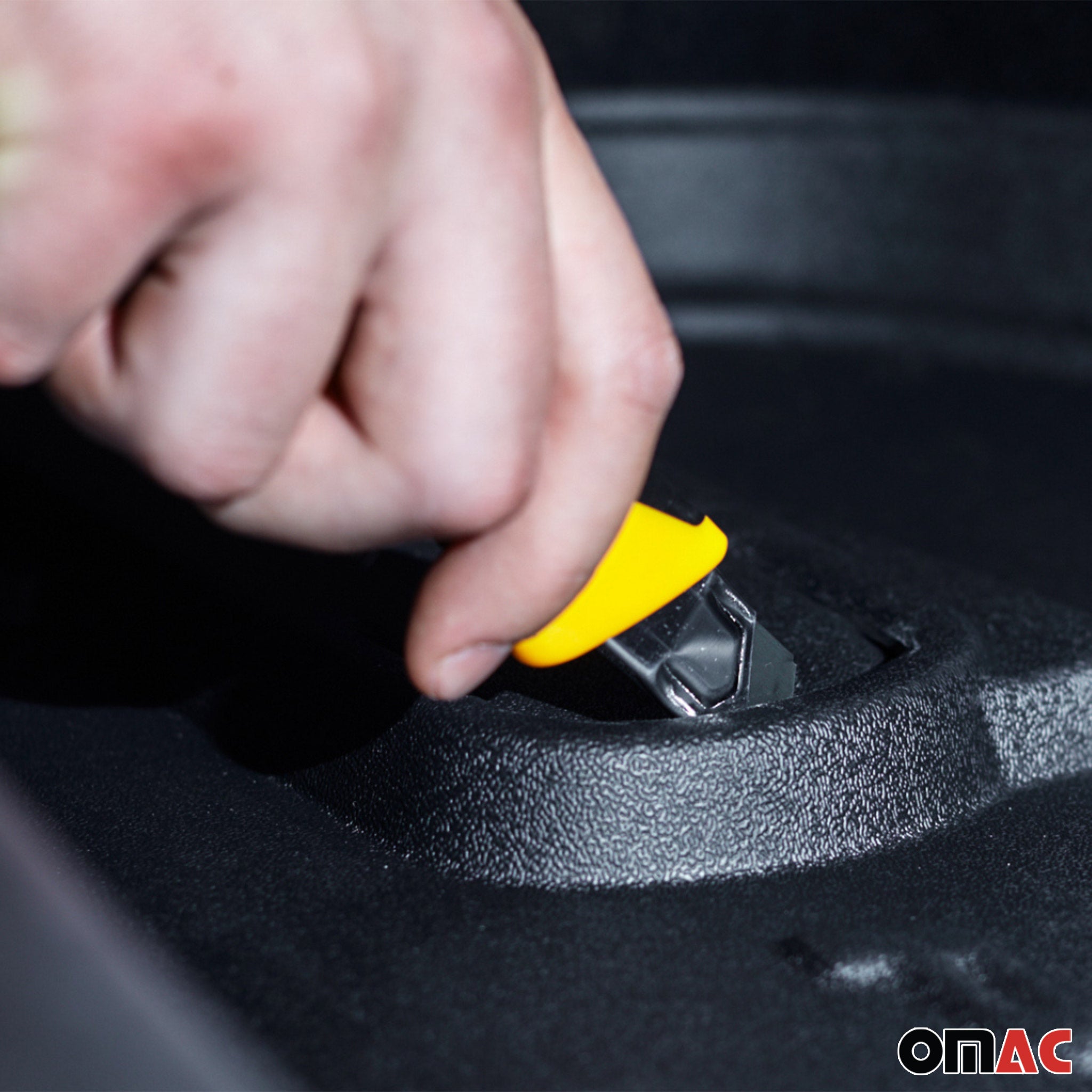 OMAC Gummi Kofferraumwanne für BMW 7er E65 E66 E67 2001-2008 TPE Schwarz