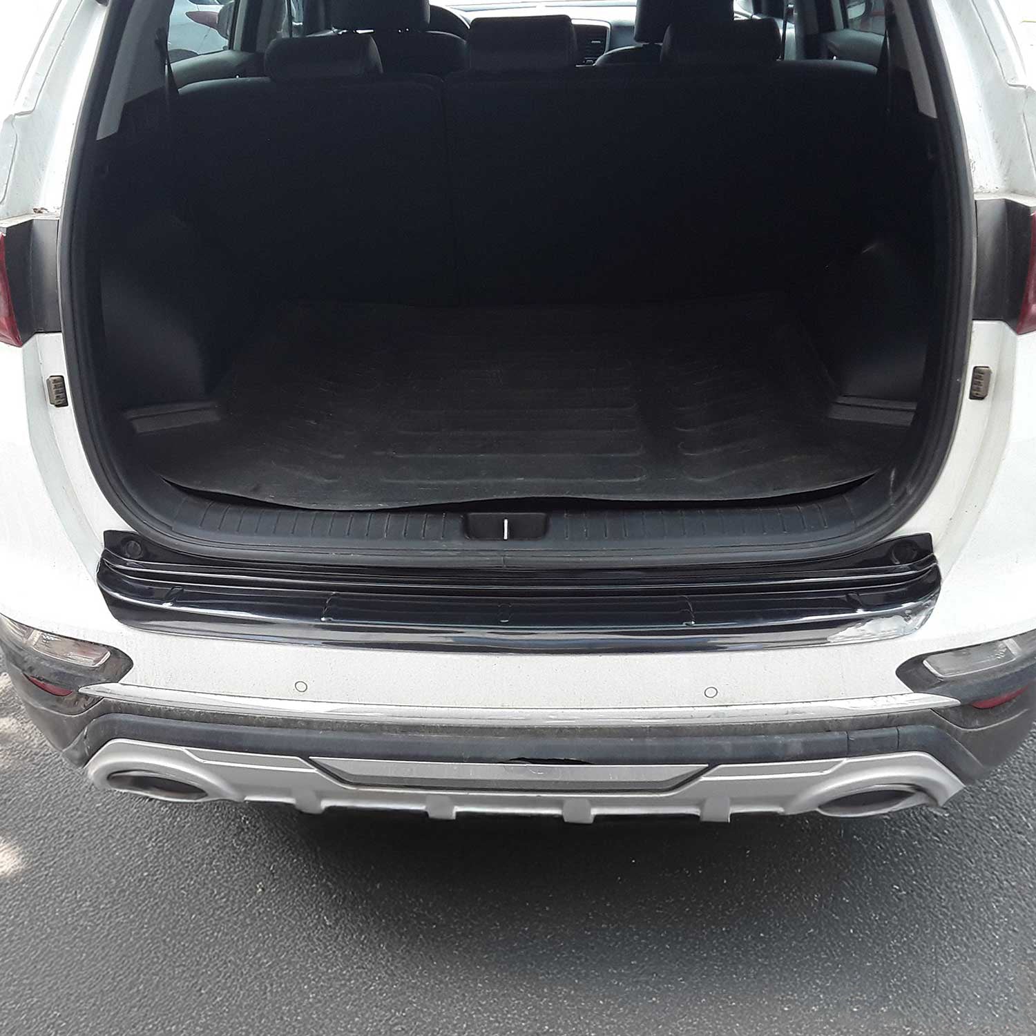 Ladekantenschutz für Kia Sportage mk4 QL 2018-22 Facelift Acryl glänzend schwarz