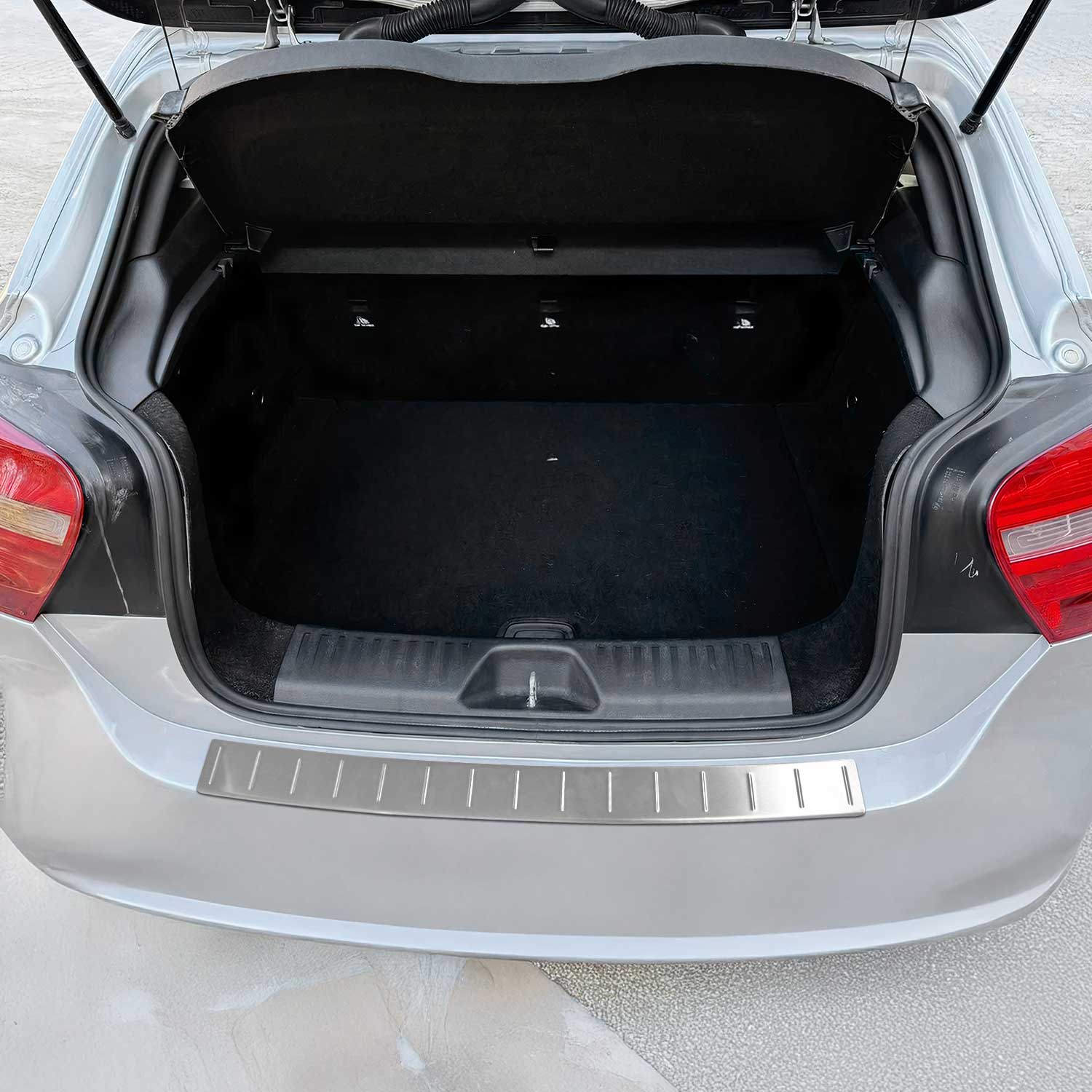 Ladekantenschutz Stoßstange für Mercedes A Klasse W176 2013-2018 Chrom gebürstet