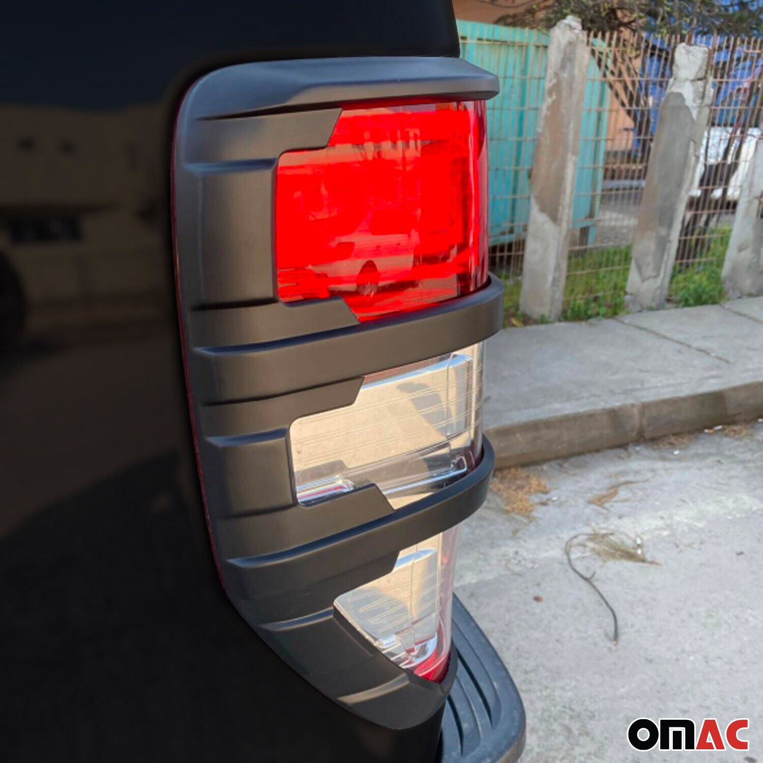 Rücklicht Leisten Heckleuchte für Ford Ranger 2011-2024 Chrom ABS Dunkel 2tlg